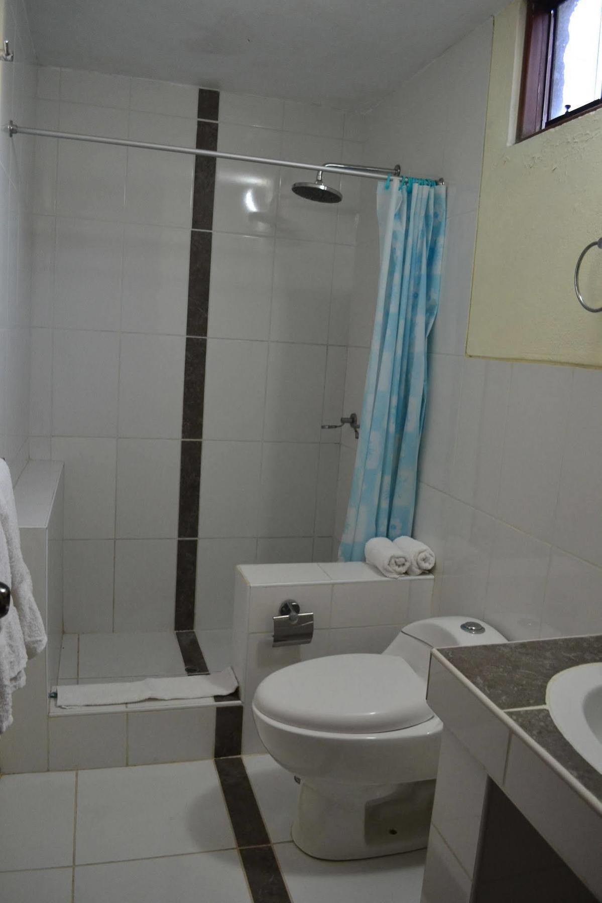 Miskiwasi Bed & Breakfast Янке Экстерьер фото