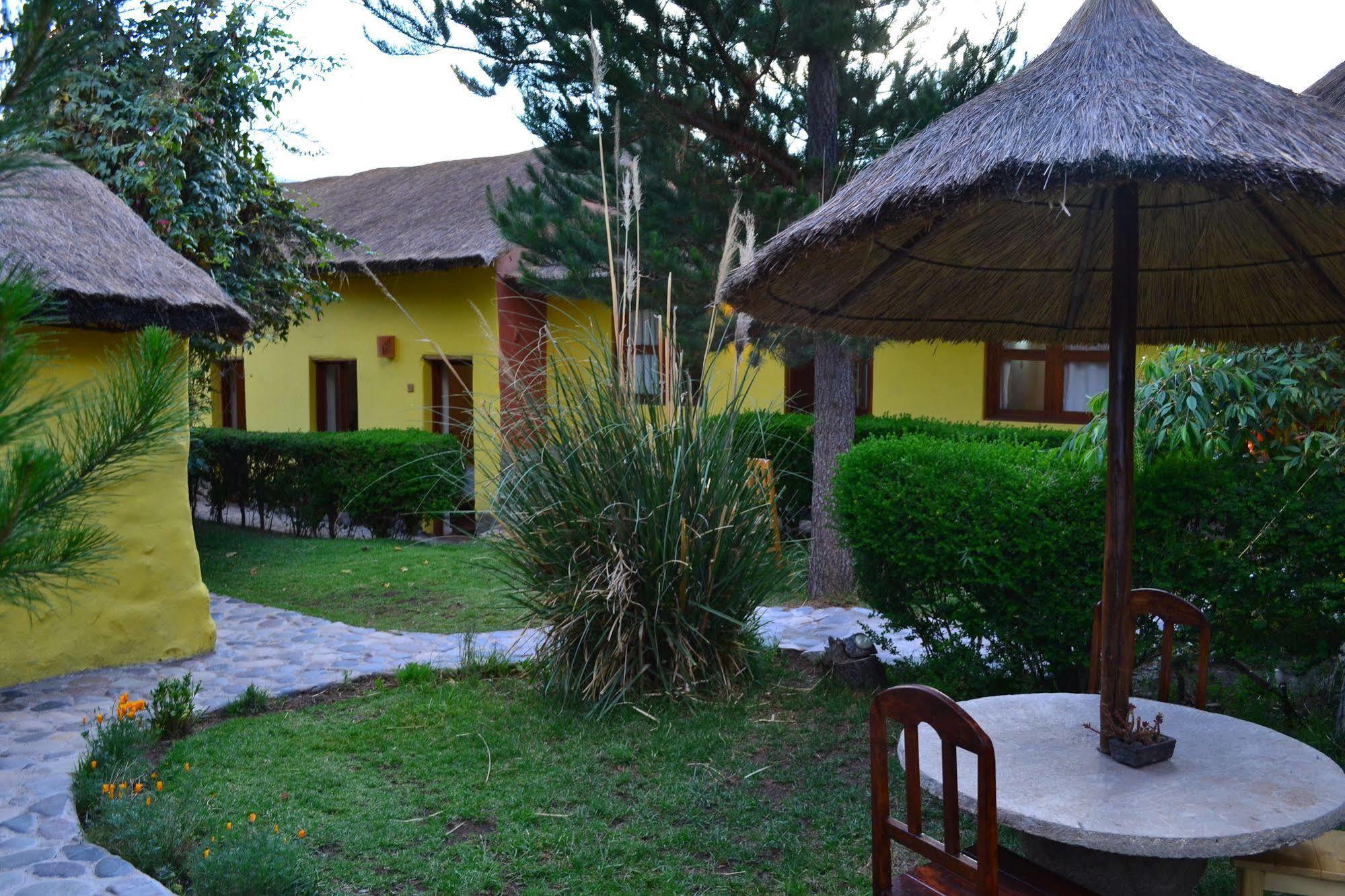 Miskiwasi Bed & Breakfast Янке Экстерьер фото
